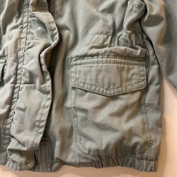 Baby Gap cargo hooded army green girls jacket 12 to 18 months casual play - Picture 2 of 8
